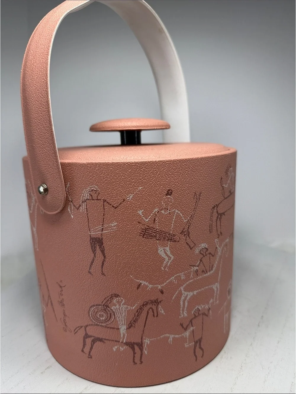 Vintage Georges Briard Pink Ice Bucket with Primitive Art Design